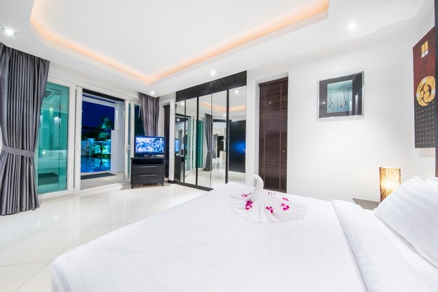 House for sale Jomtien showing the second bedroom 