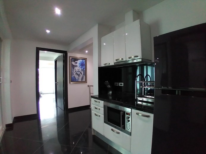 House for sale Jomtien showing the second kitchen