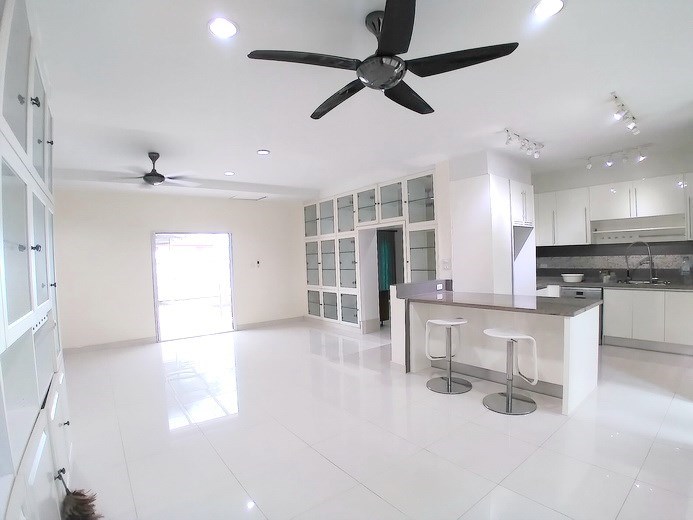 House for sale Mabprachan Pattaya showing the dining and kitchen areas concept House for sale Mabprachan Pattaya showing the dining and kitchen areas concept