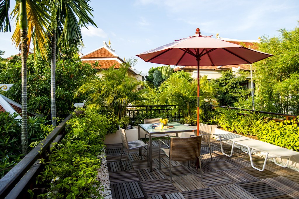 House for sale Na Jomtien Pattaya showing the guest room terrace House for sale Na Jomtien Pattaya showing the guest room terrace