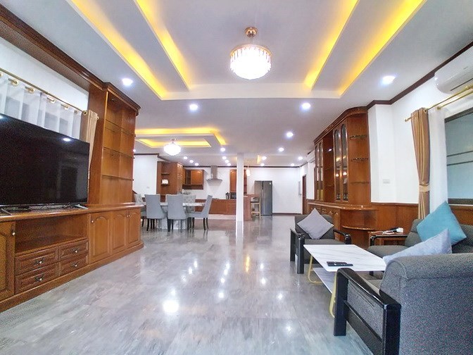 House for sale Pattaya showing the open plan concept House for sale Pattaya showing the open plan concept