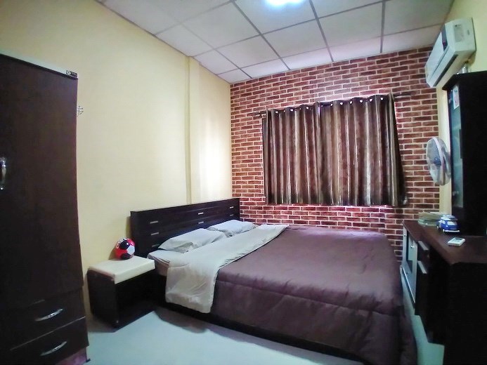 House for sale Pattaya showing the second bedroom House for sale Pattaya showing the second bedroom