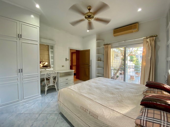 House For Sale Pattaya showing the second bedroom House For Sale Pattaya showing the second bedroom