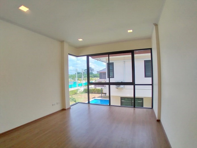 House for sale Pattaya showing the third bedroom House for sale Pattaya showing the third bedroom