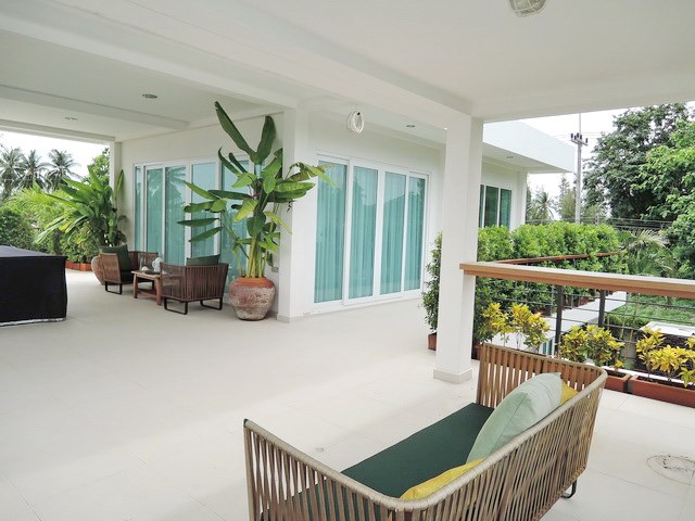 House for Sale Silverlake Pattaya showing the rooftop terrace
