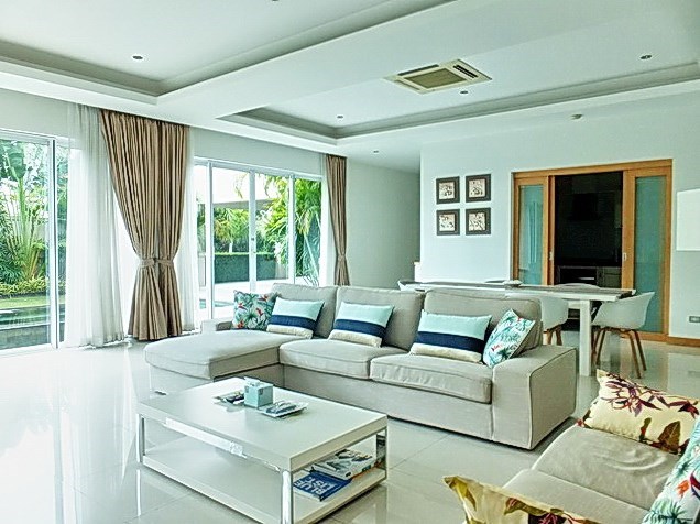 House for Sale at The Vineyard Pattaya showing the open plan concept 