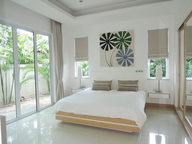 House for sale The Vineyard Pattaya showing the third bedroom House for sale The Vineyard Pattaya showing the third bedroom
