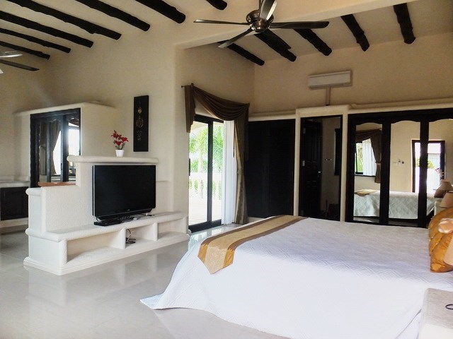 House for rent Pattaya showing the second bedroom suite
