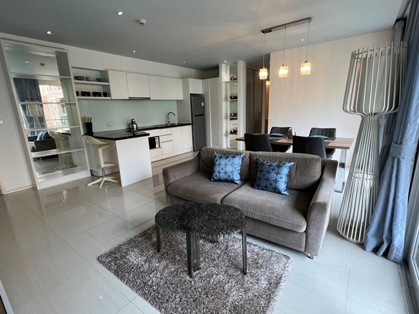 Condo for rent Jomtien Pattaya showing the living area
