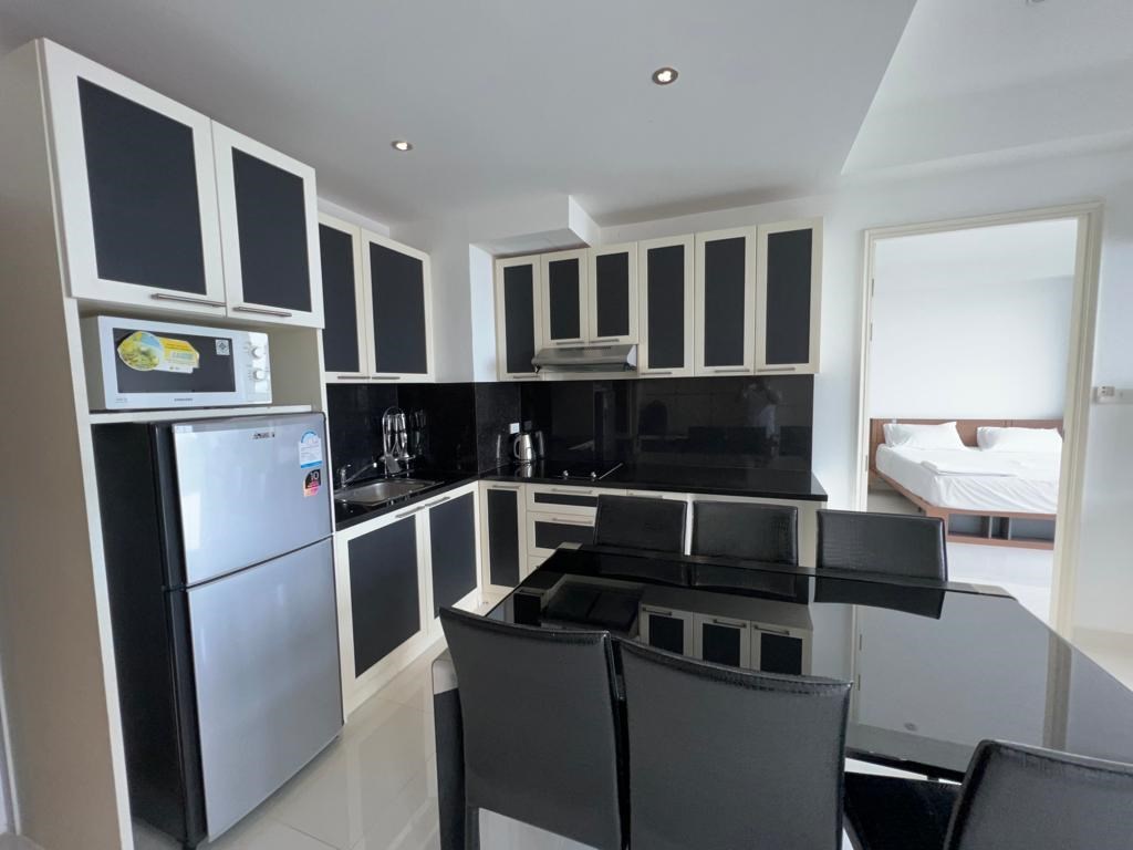 Condo for rent Pattaya Pratumnak showing the kitchen