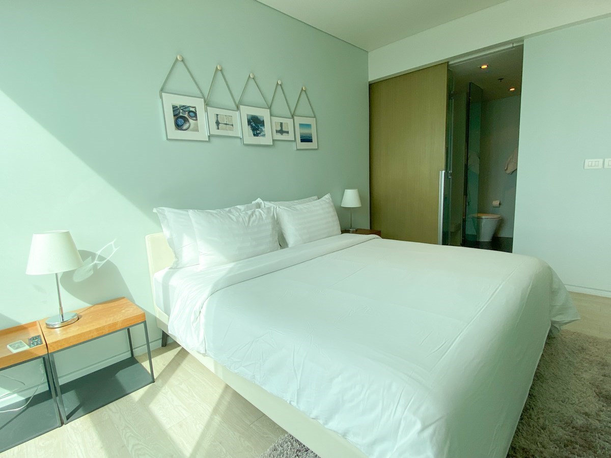 Condo for sale Na Jomtien Pattaya showing the Master Bedroom Condo for sale Na Jomtien Pattaya showing the Master Bedroom
