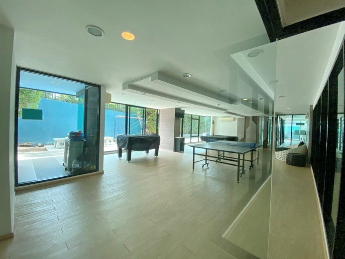 Condominium for Rent Jomtien showing the entertainment zone 