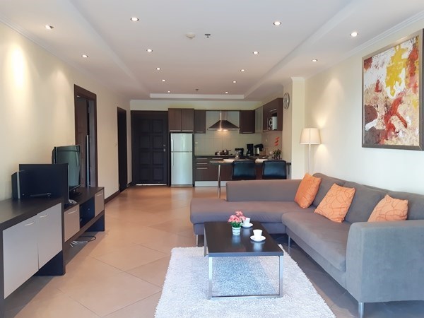 Condominium for rent Jomtien showing the open plan concept 