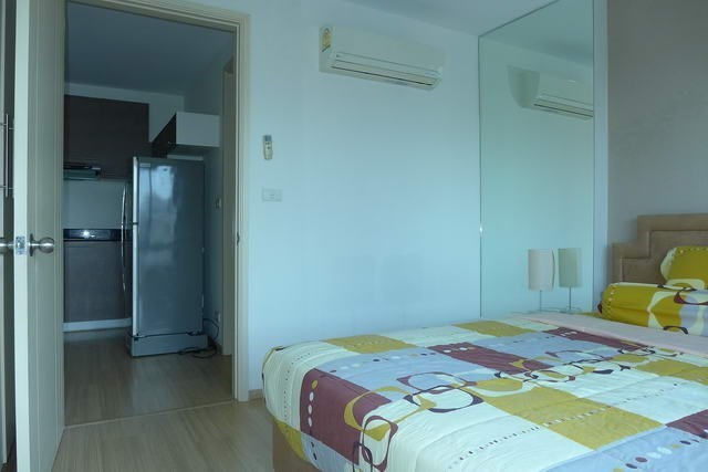 Condominium For Rent Pattaya showing the second bedroom 