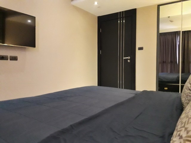 Condominium for rent on Pratumnak Hill showing the bedroom with furniture Condominium for rent on Pratumnak Hill showing the bedroom with furniture