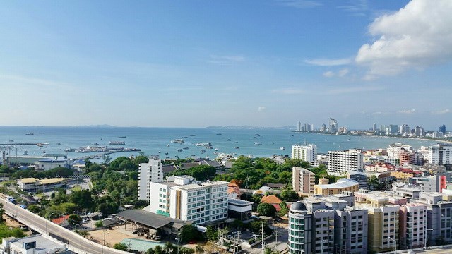 Condominium for rent UNIXX South Pattaya showing the view