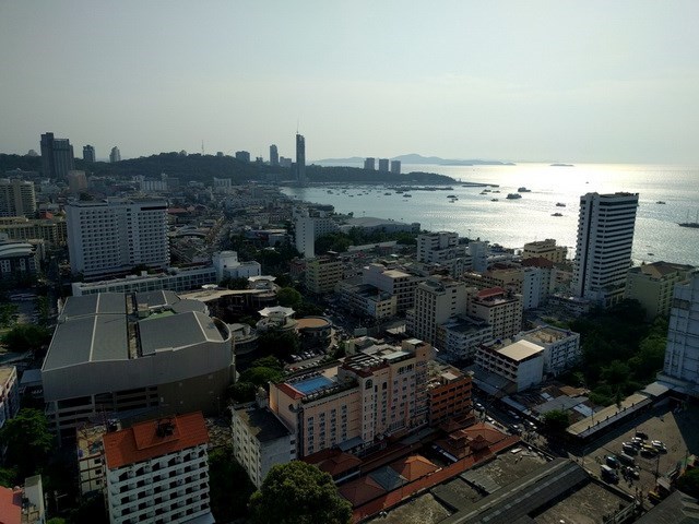 Condominium for Rent Pattaya showing the sea-view Condominium for Rent Pattaya showing the sea-view