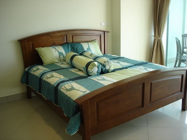 Condominium for rent Pattaya showing the sleeping area 