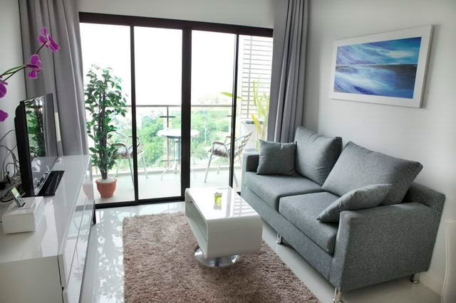 Condominium for rent Pratumnak Pattaya showing the living area