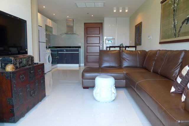 Condominium for rent Pratumnak Pattaya showing the living area Condominium for rent Pratumnak Pattaya showing the living area