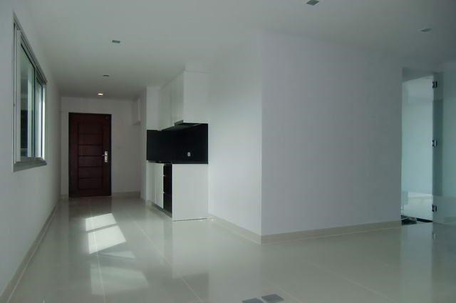 Condominium For Rent Pratumnak showing the open plan concept