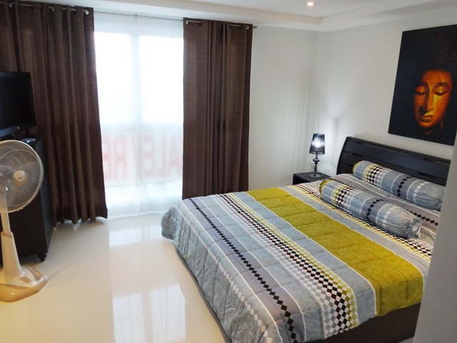 Condominium for rent South Pattaya showing the bedroom