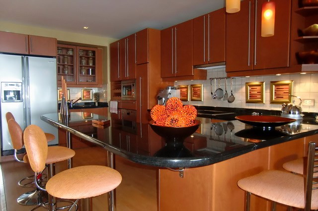 Condominium for rent Wong Amat showing the kitchen area Condominium for rent Wong Amat showing the kitchen area