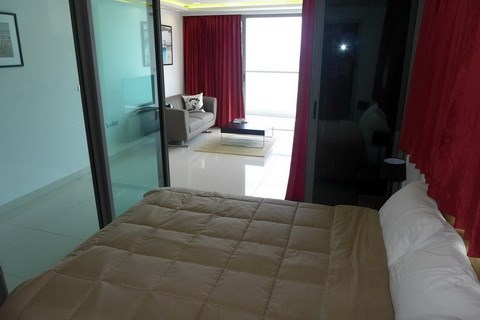 Condominium for rent Wong Amat Tower showing the bedroom and living room Condominium for rent Wong Amat Tower showing the bedroom and living room