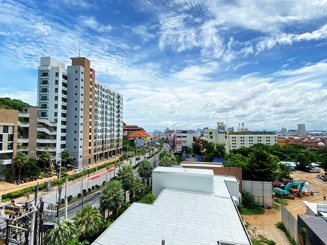 Condominium for sale Pratumnak showing the view