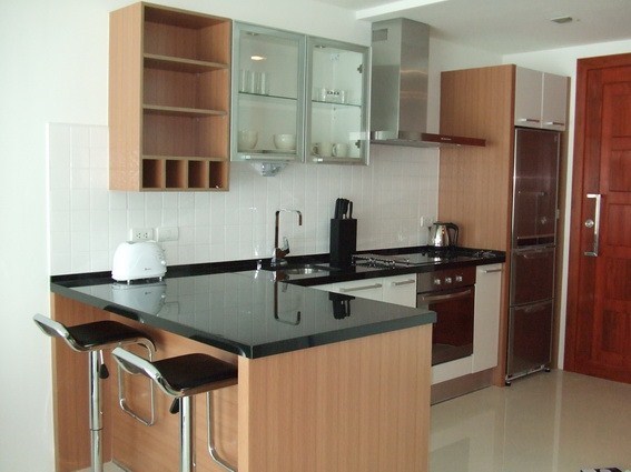 Condominium for sale Naklua showing the kitchen 