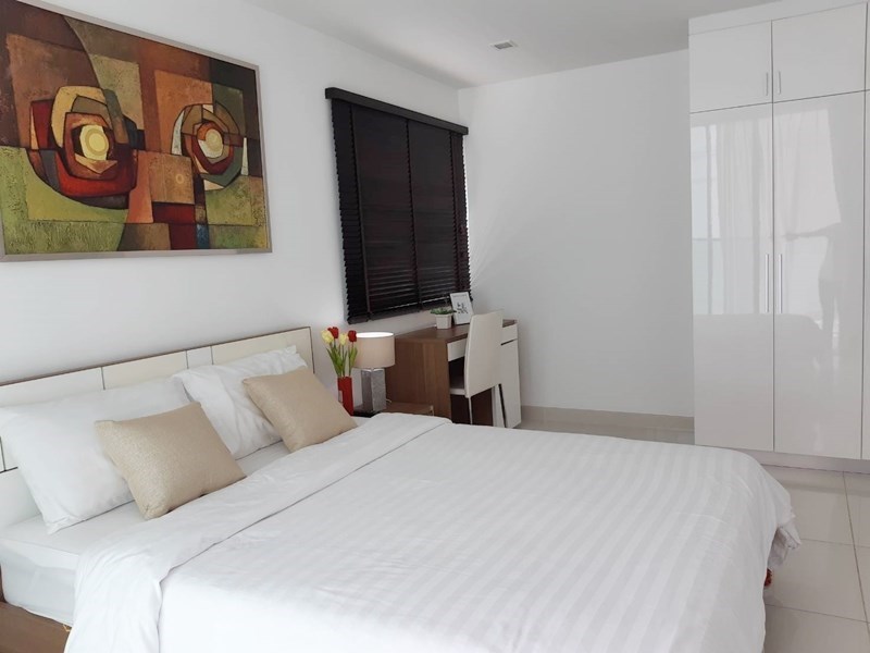 Condominium for sale Pratumnak Pattaya showing the second bedroom with office area 