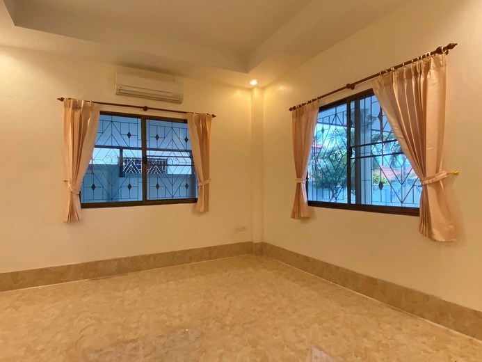 House for rent East Pattaya showing the fourth bedroom 