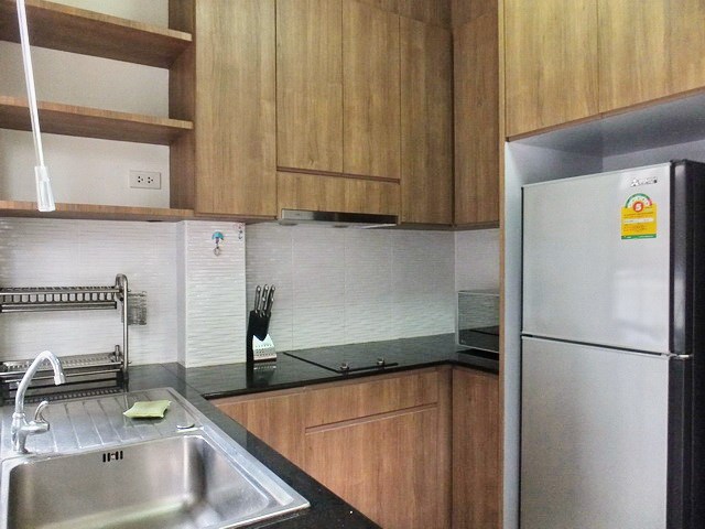 House for Rent East Pattaya showing the kitchen area 