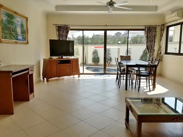 House for rent Jomtien Pattaya showing the living room House for rent Jomtien Pattaya showing the living room