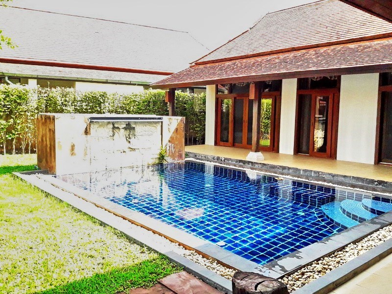 House for rent Mabprachan Pattaya showing the house and pool House for rent Mabprachan Pattaya showing the house and pool