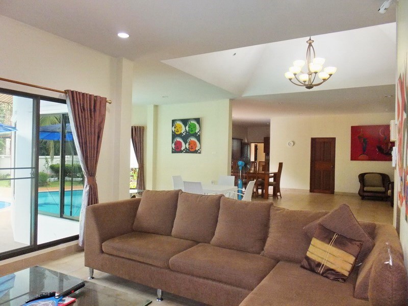 House for rent East Pattaya showing the open plan concept 