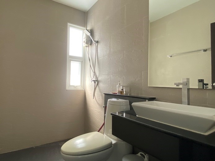 House for rent East Pattaya showing the second bathroom House for rent East Pattaya showing the second bathroom