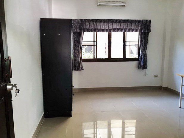 House for rent East Pattaya showing the third bedroom 