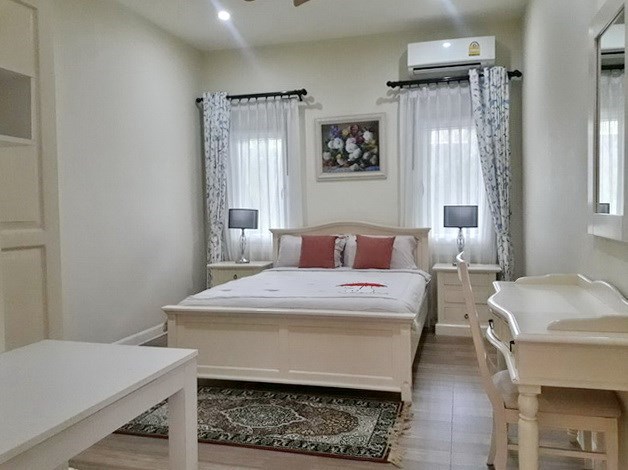 House For rent East Pattaya showing the third bedroom suite House For rent East Pattaya showing the third bedroom suite