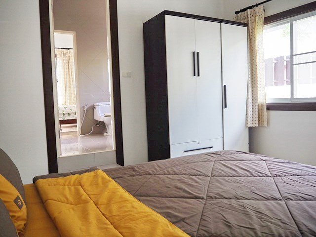 House for rent East Pattaya showing the third bedroom suite House for rent East Pattaya showing the third bedroom suite