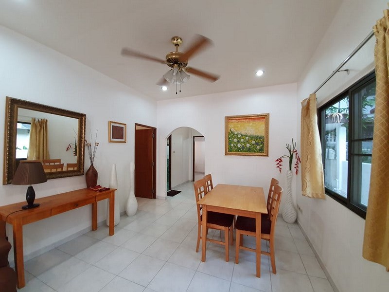 House for rent Jomtien showing the dining area 