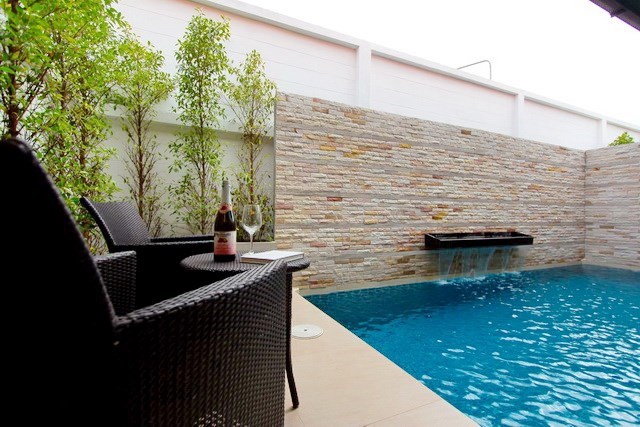 House for rent East Jomtien showing the private pool House for rent East Jomtien showing the private pool