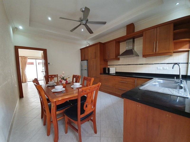 House for sale Jomtien showing the dining and kitchen areas 