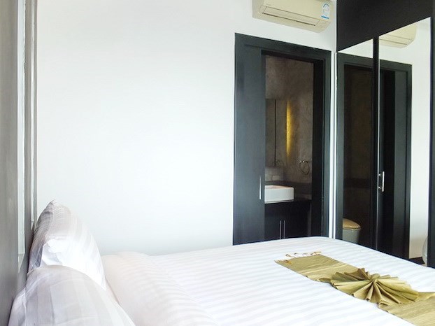 House for sale Jomtien showing the second bedroom suite 