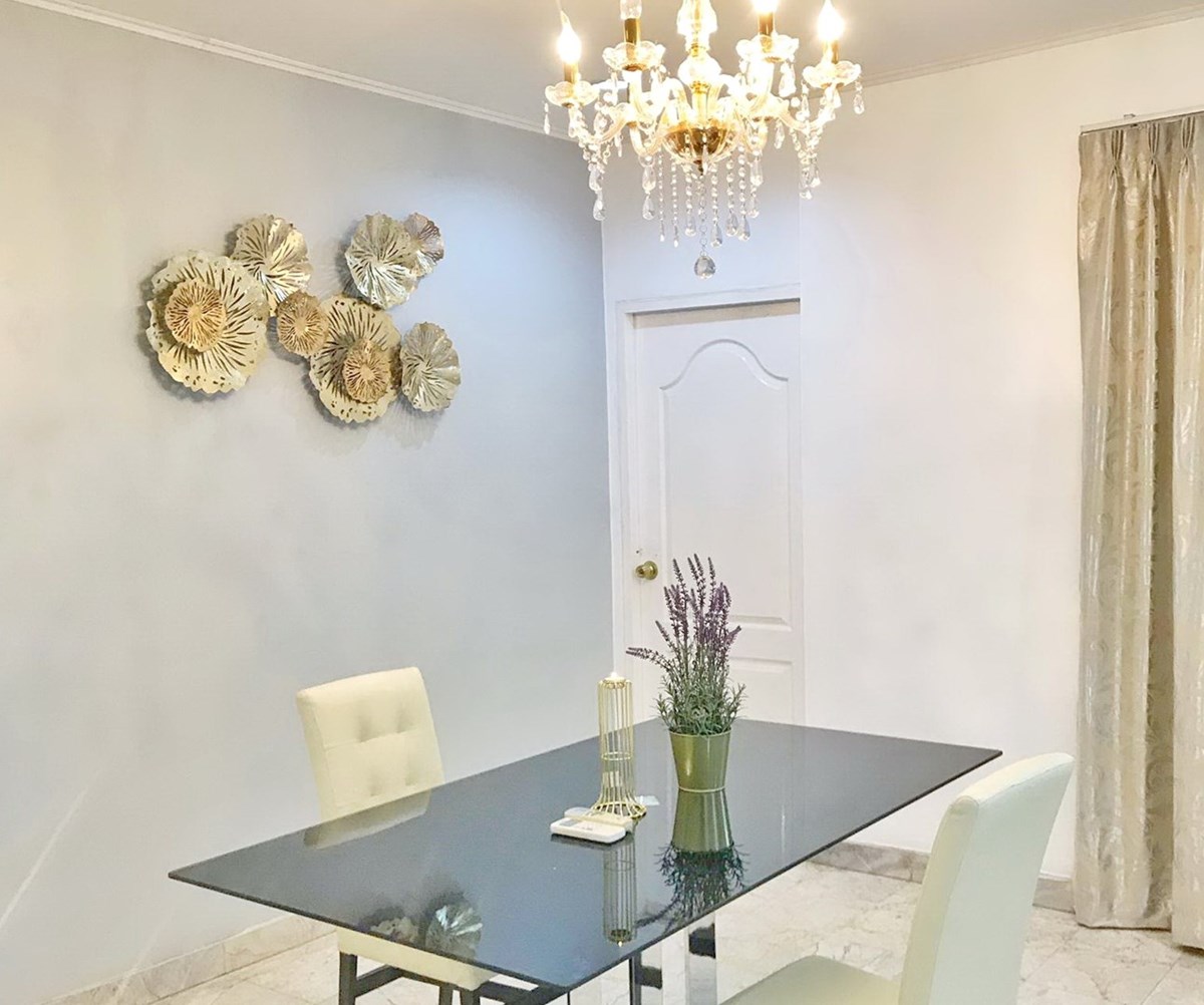 House for sale East Pattaya showing the dining area House for sale East Pattaya showing the dining area
