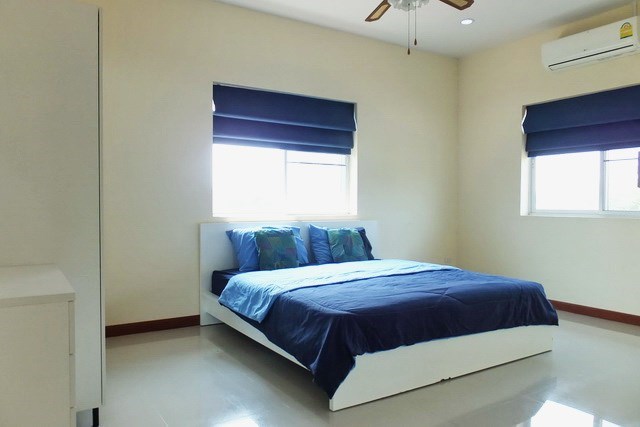 House for Sale Mabprachan Pattaya showing the fourth bedroom 