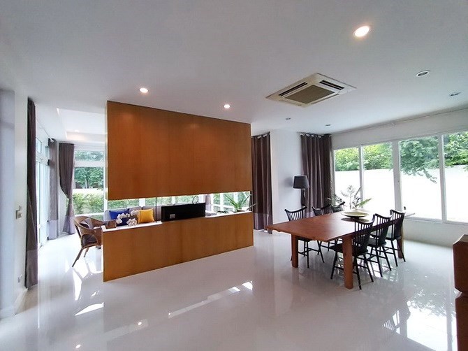 House for sale Pattaya showing the dining and living areas 